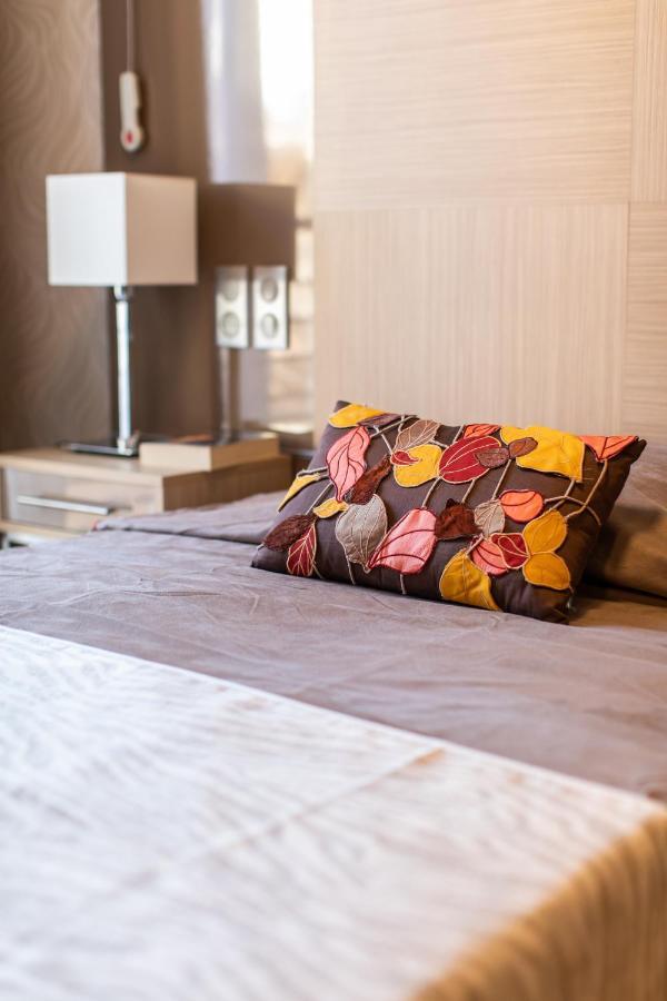 Aparthotel Zenao Fréjus Zewnętrze zdjęcie