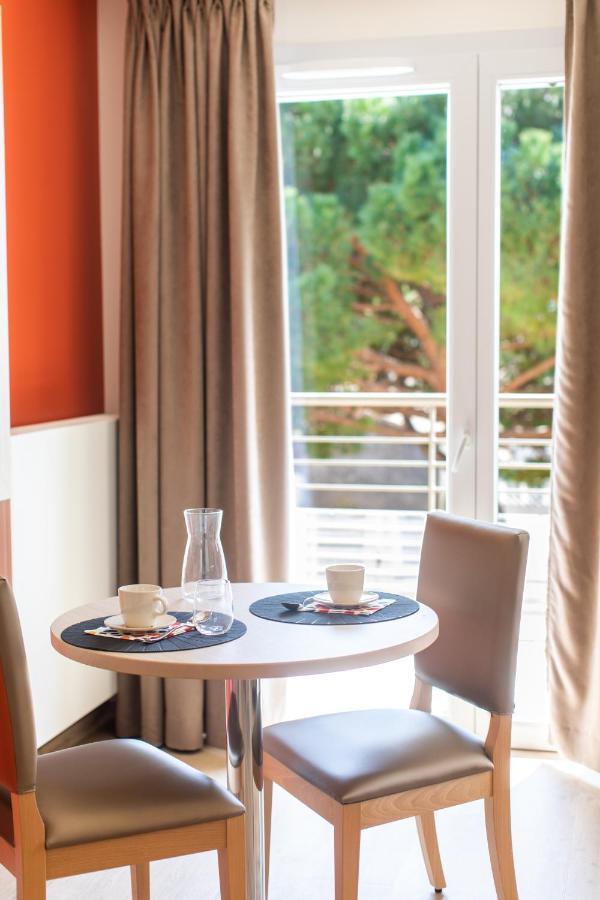 Aparthotel Zenao Fréjus Zewnętrze zdjęcie