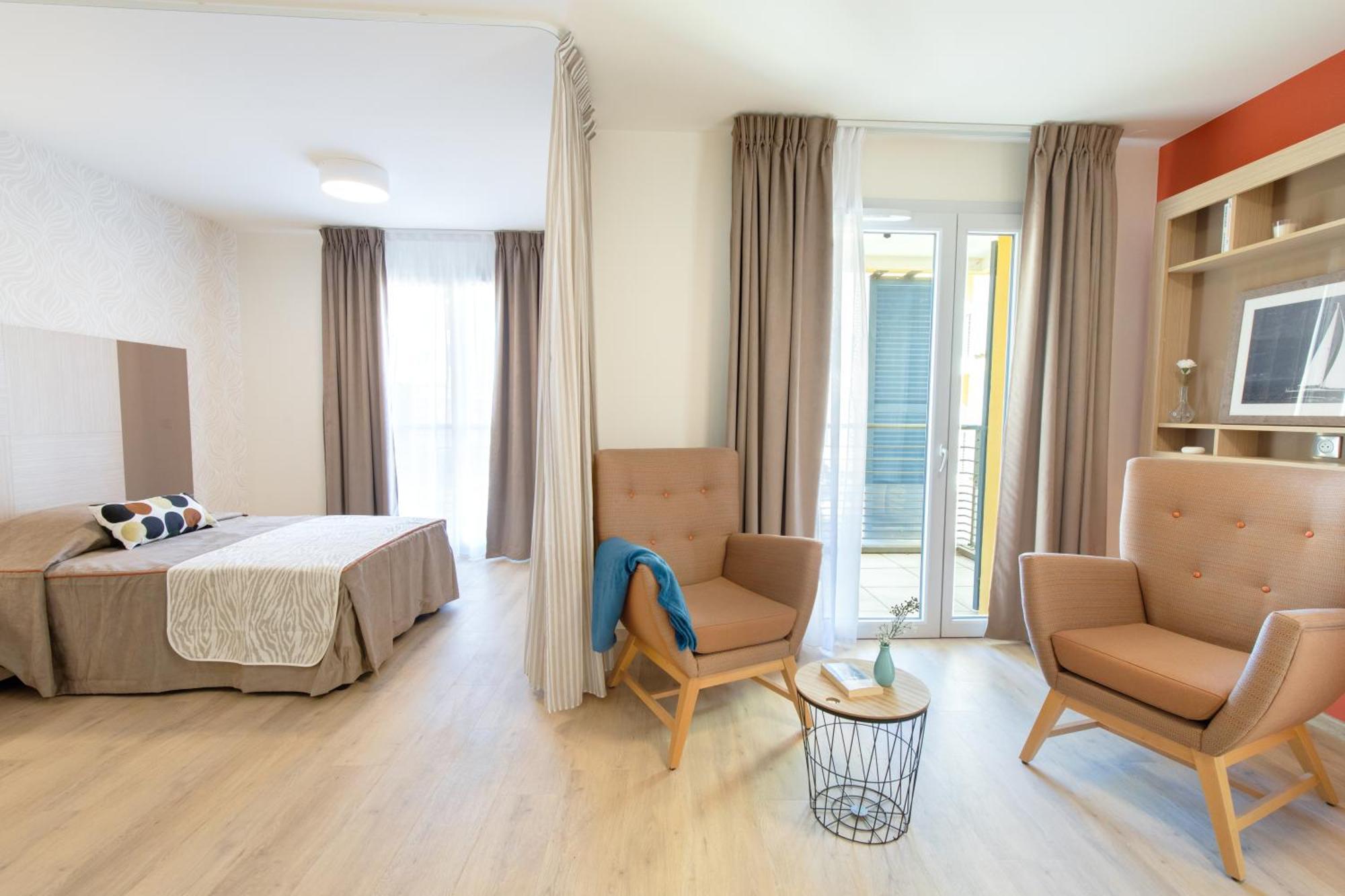 Aparthotel Zenao Fréjus Zewnętrze zdjęcie